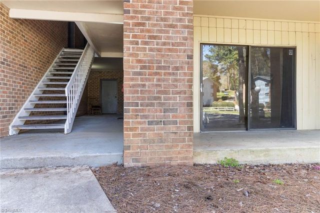 1110 Schaub Drive B, Raleigh, NC 27606