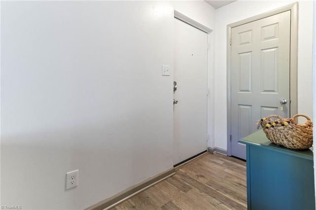 1110 Schaub Drive B, Raleigh, NC 27606