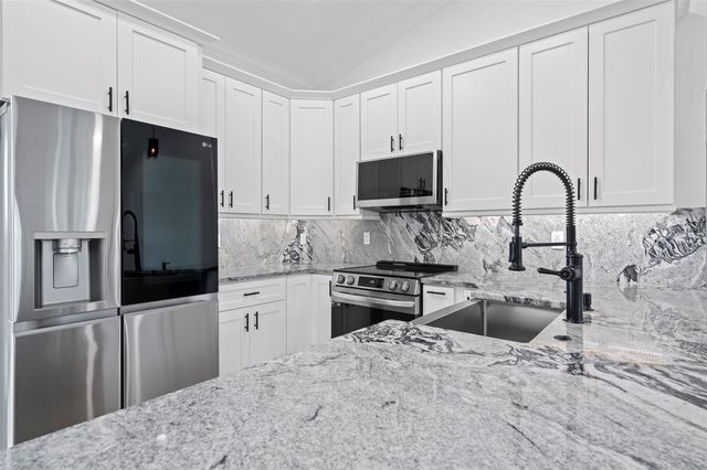 16469 NW 272ND STREET, Okeechobee, FL 34972