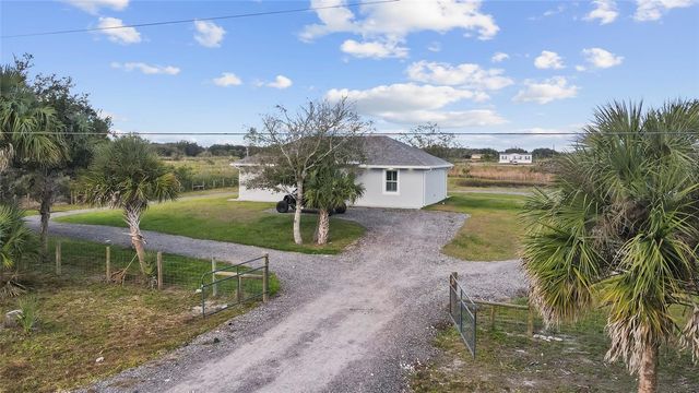 16469 NW 272ND STREET, Okeechobee, FL 34972