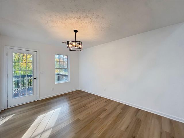 565 Paris Drive, Lawrenceville, GA 30043