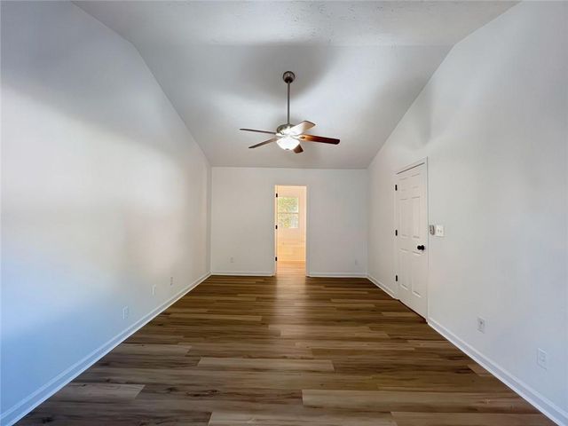 565 Paris Drive, Lawrenceville, GA 30043