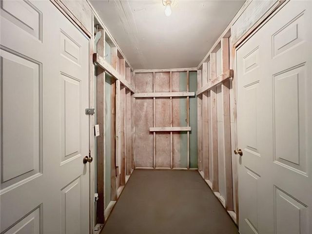 565 Paris Drive, Lawrenceville, GA 30043