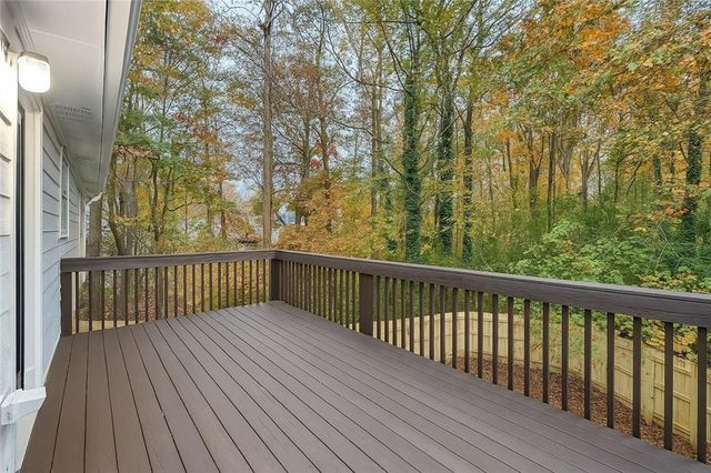 565 Paris Drive, Lawrenceville, GA 30043