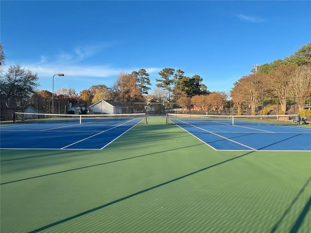 565 Paris Drive, Lawrenceville, GA 30043