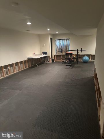 1034 ROSEMONT TER, Pennsburg, PA 18073