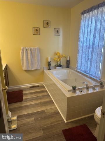 1034 ROSEMONT TER, Pennsburg, PA 18073