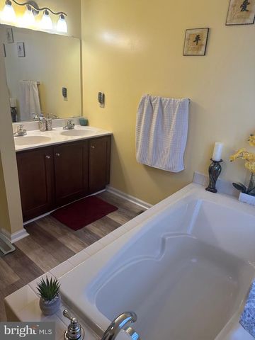 1034 ROSEMONT TER, Pennsburg, PA 18073