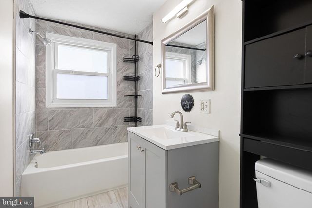 523 BALSAM TER, Wilmington, DE 19804