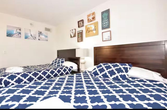 19370 Collins Avenue 301, Sunny Isles Beach, FL 33160