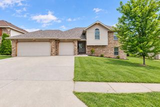 3128 N Marion Avenue, Springfield, MO 65803