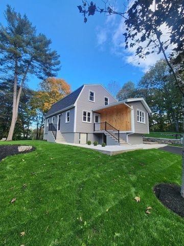 166 Forest St, Middleton, MA 01949
