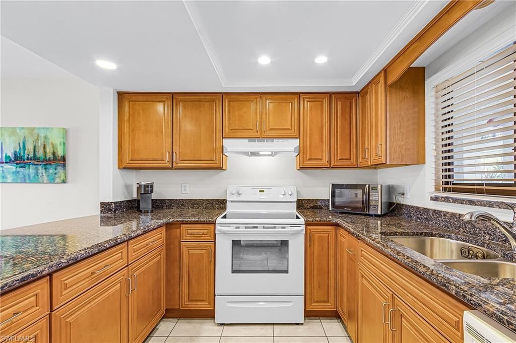 4120 STEAMBOAT BEND E 104, FORT MYERS, FL 33919 — photo 5