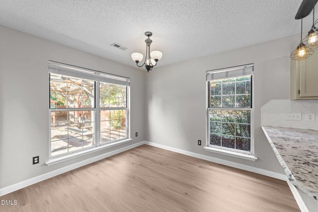 717 Starkland Way, Holly Springs, NC 27540