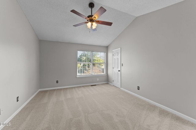 717 Starkland Way, Holly Springs, NC 27540