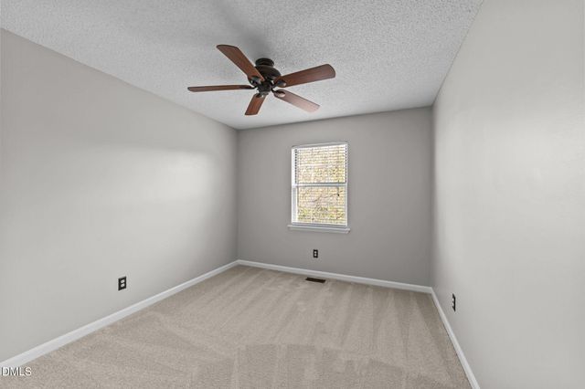 717 Starkland Way, Holly Springs, NC 27540