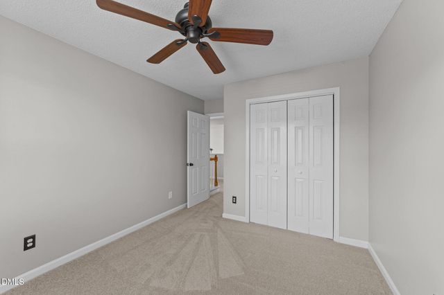 717 Starkland Way, Holly Springs, NC 27540