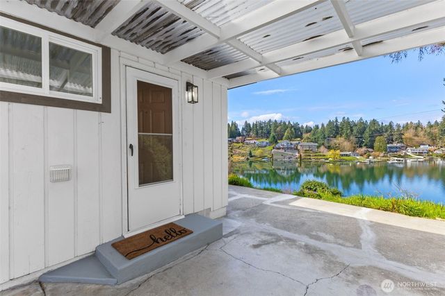 3118 Deer Island Drive E, Lake Tapps, WA 98391