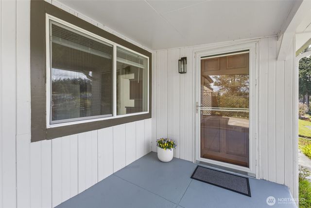 3118 Deer Island Drive E, Lake Tapps, WA 98391