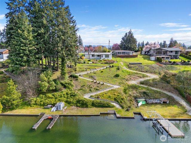 3118 Deer Island Drive E, Lake Tapps, WA 98391