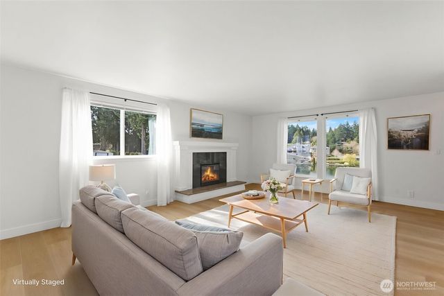 3118 Deer Island Drive E, Lake Tapps, WA 98391