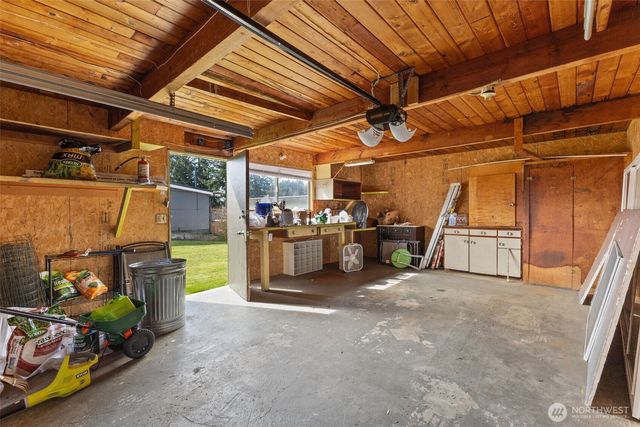 3118 Deer Island Drive E, Lake Tapps, WA 98391
