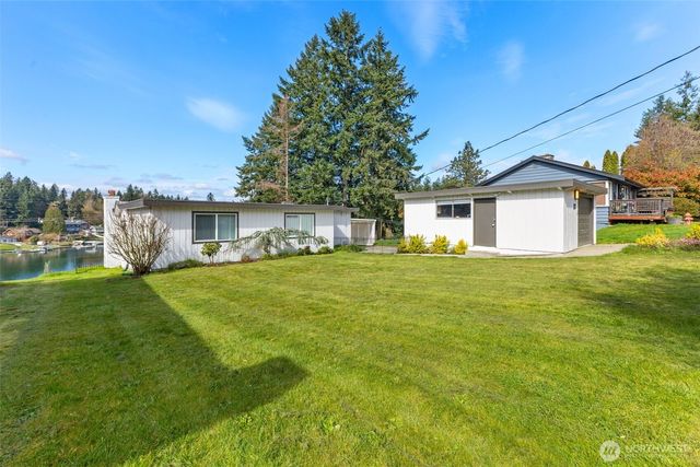 3118 Deer Island Drive E, Lake Tapps, WA 98391