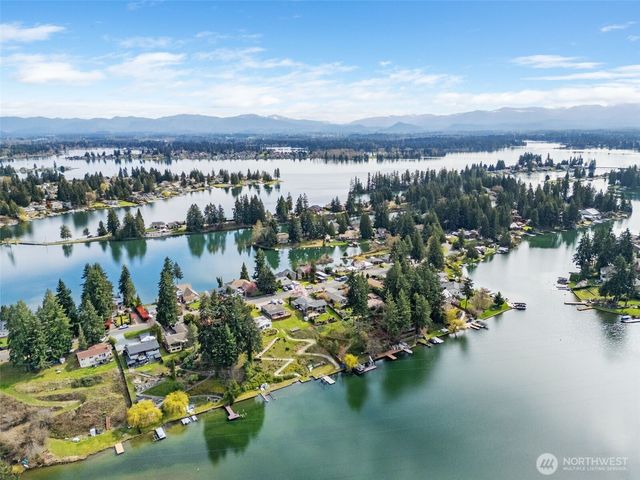 3118 Deer Island Drive E, Lake Tapps, WA 98391
