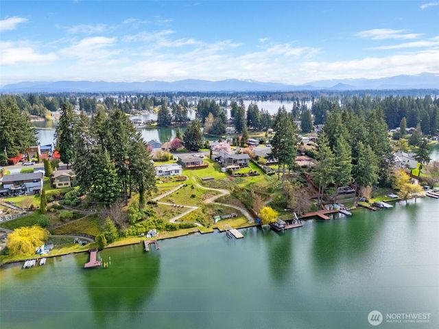 3118 Deer Island Drive E, Lake Tapps, WA 98391