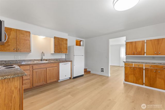 3118 Deer Island Drive E, Lake Tapps, WA 98391