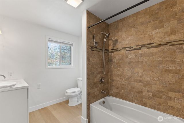 3118 Deer Island Drive E, Lake Tapps, WA 98391