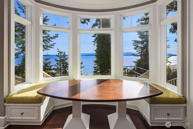 5608 Tara Drive, Freeland, WA 98249