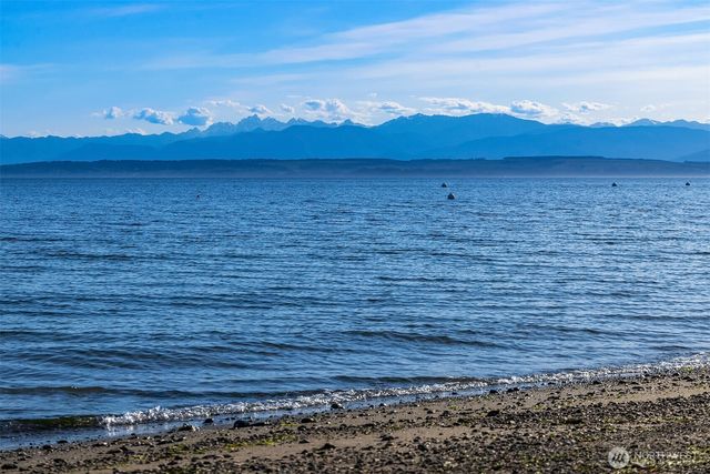 5608 Tara Drive, Freeland, WA 98249