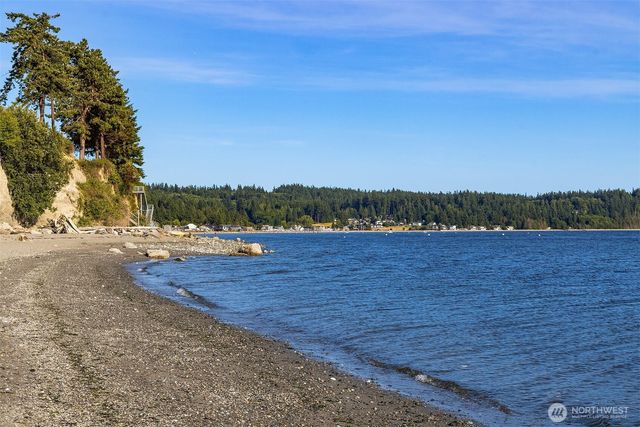 5608 Tara Drive, Freeland, WA 98249