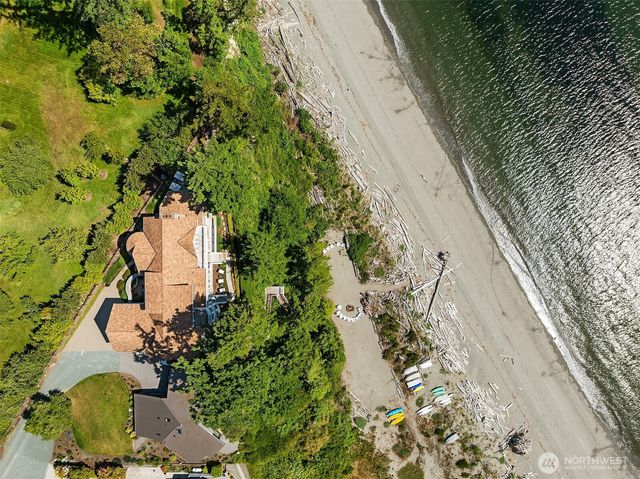 5608 Tara Drive, Freeland, WA 98249