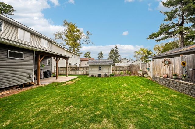 218 Birch Road, East Bethel, MN 55092