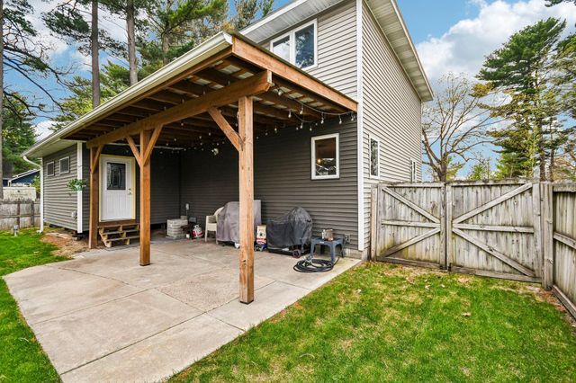 218 Birch Road, East Bethel, MN 55092