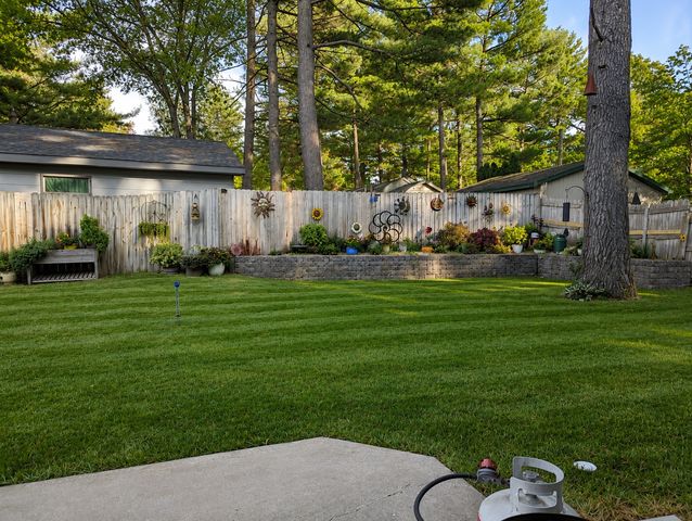 218 Birch Road, East Bethel, MN 55092