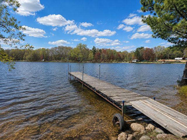 218 Birch Road, East Bethel, MN 55092