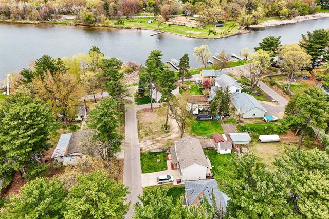 218 Birch Road, East Bethel, MN 55092