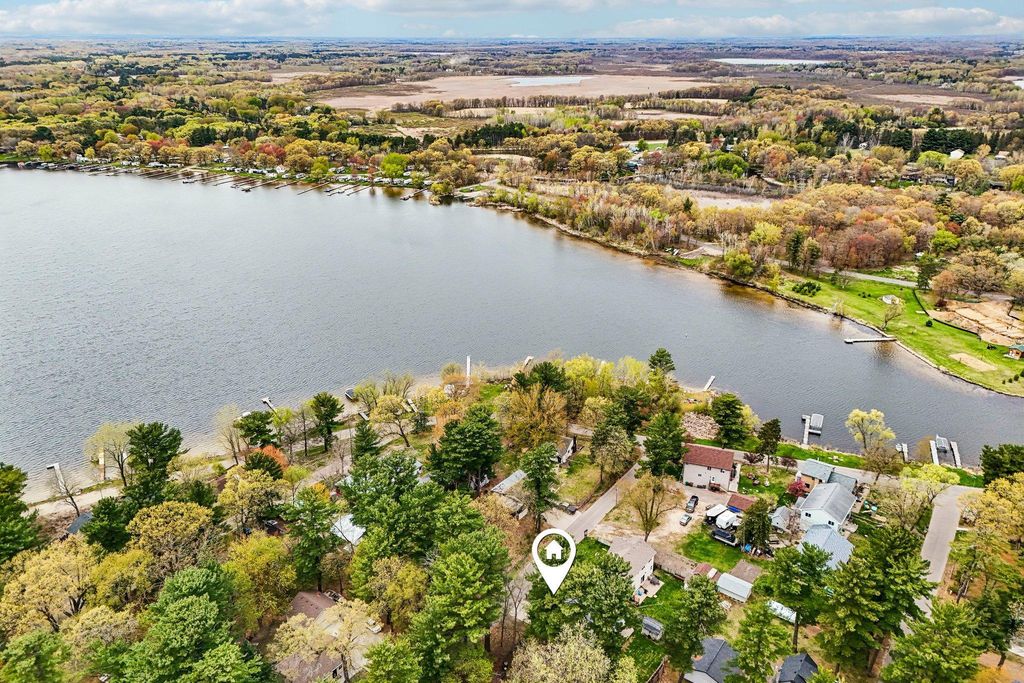 218 Birch Road, East Bethel, MN 55092