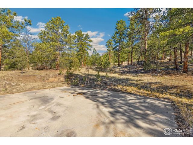 755 Fox Creek Rd, Glen Haven, CO 80532