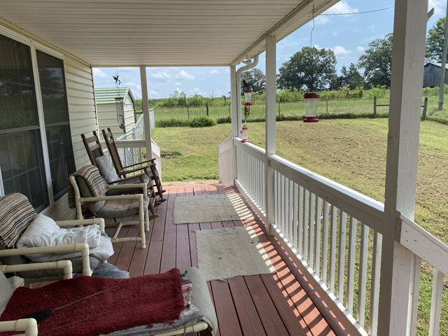 326 Sherman Rd, Charlotte, TN 37036