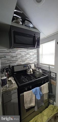 517 CYPRESS ST, Lansdowne, PA 19050