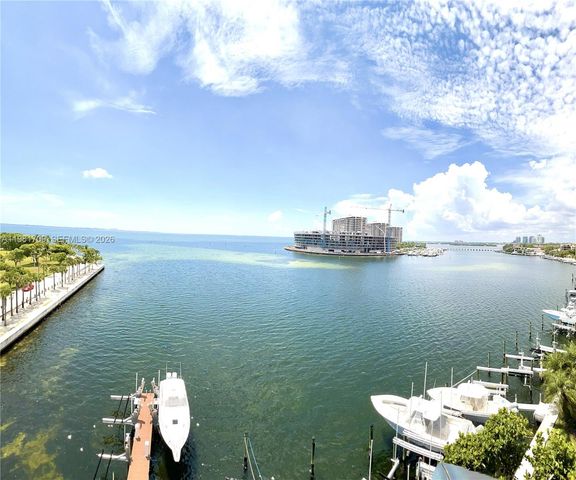 3581 E Glencoe St 601, Miami, FL 33133