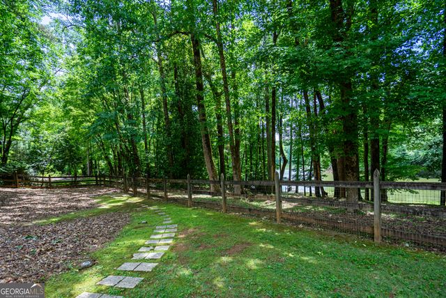 103 Lakeshore Drive, Lagrange, GA 30240