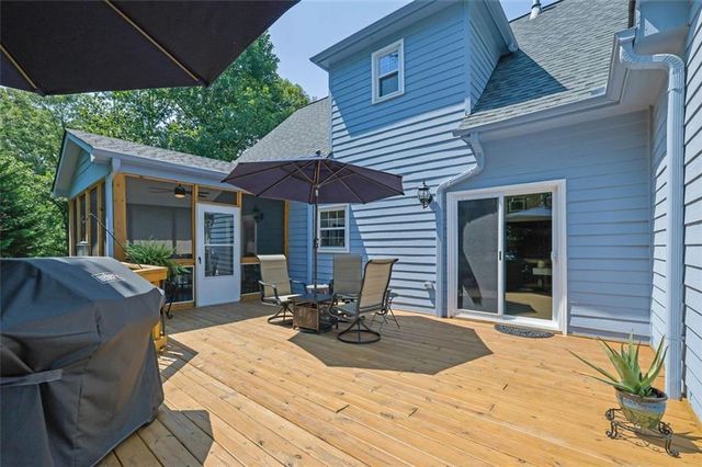 422 GOLD CREST Drive, Dahlonega, GA 30533