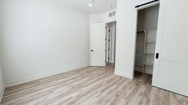 4722 Old Spanish Trail B301, Houston, TX 77021