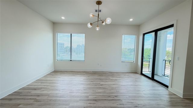 4722 Old Spanish Trail B301, Houston, TX 77021