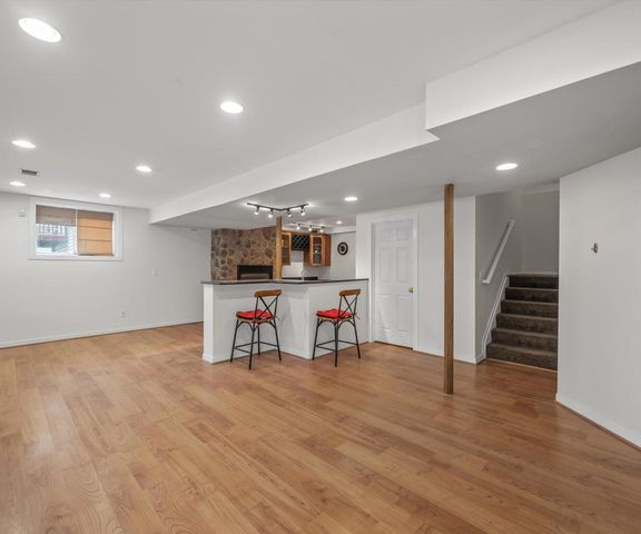 1696 Reserve Court, Ann Arbor, MI 48103